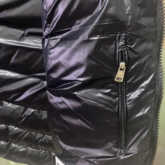 Moncler Black Puffer Vest - Distinctive Hood - Picture 12 of 14